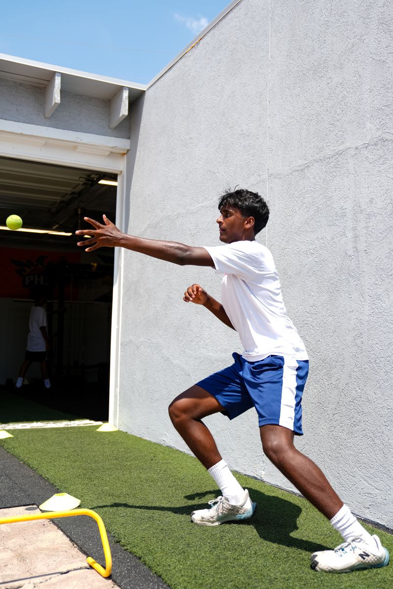 Gadin Arun doing a reaction ball drill